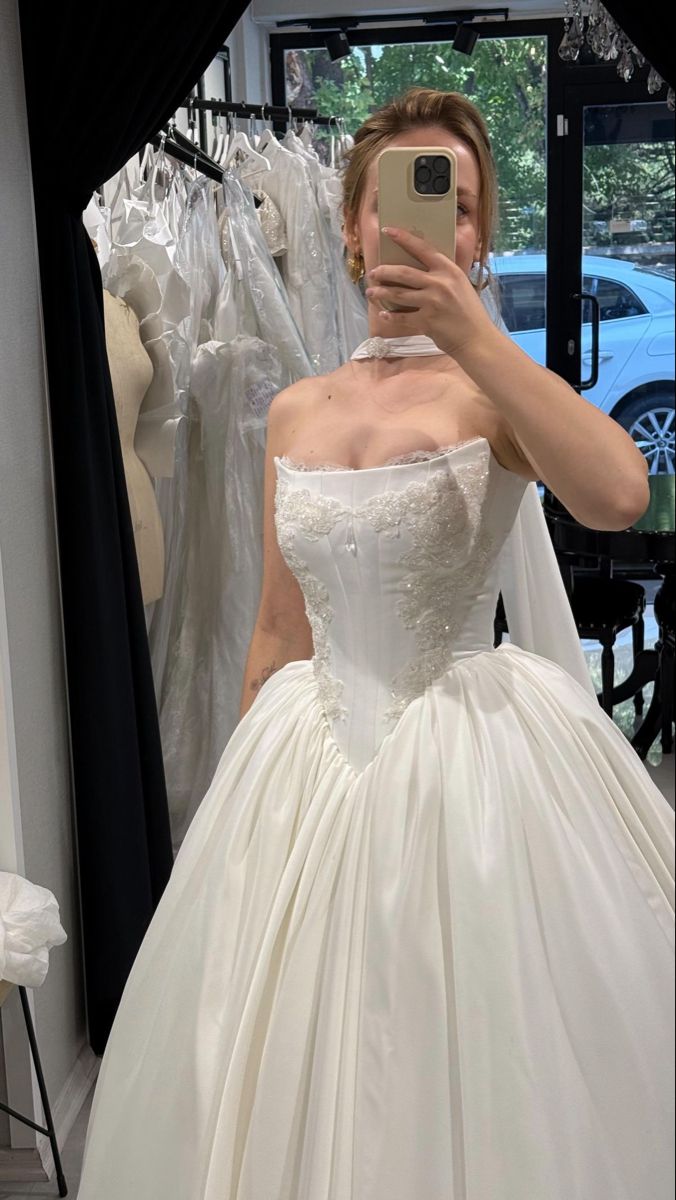 New A Line Strapless Exquisite Beaded White Satin Long Wedding Dress SH8753