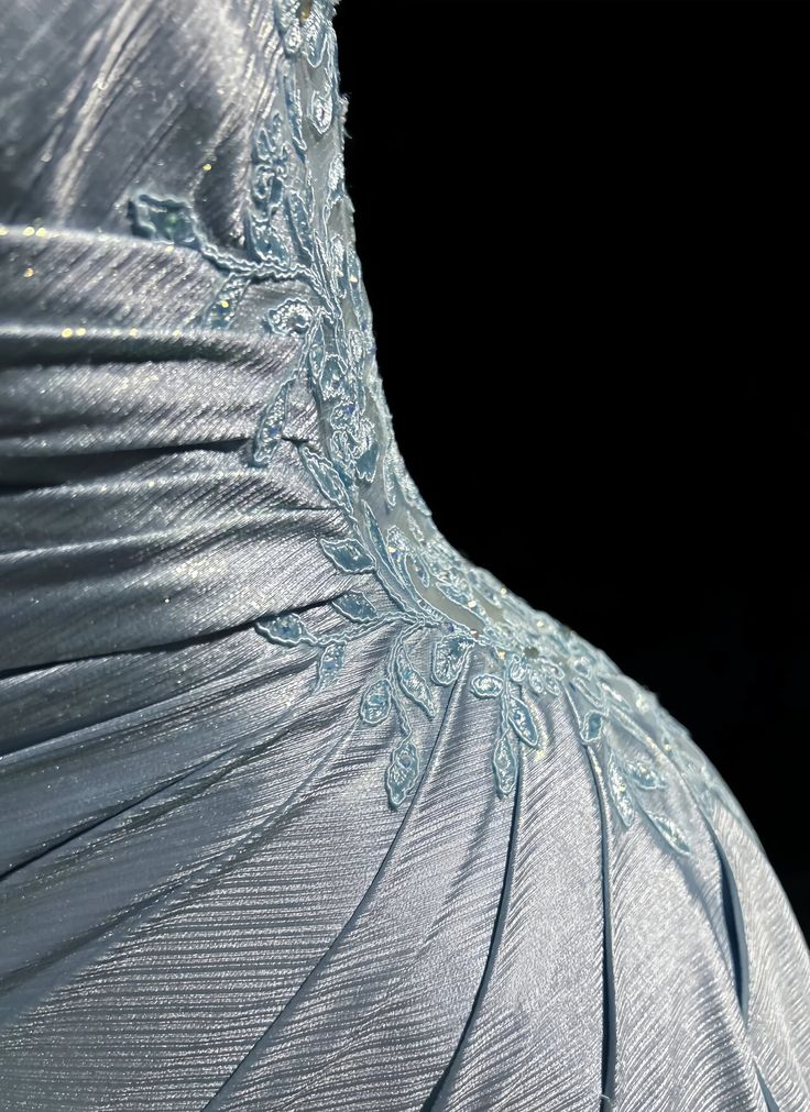 Classy Mermaid Spaghetti Straps Appliques Satin Open Back Long Party Dress Evening Dress SH2916