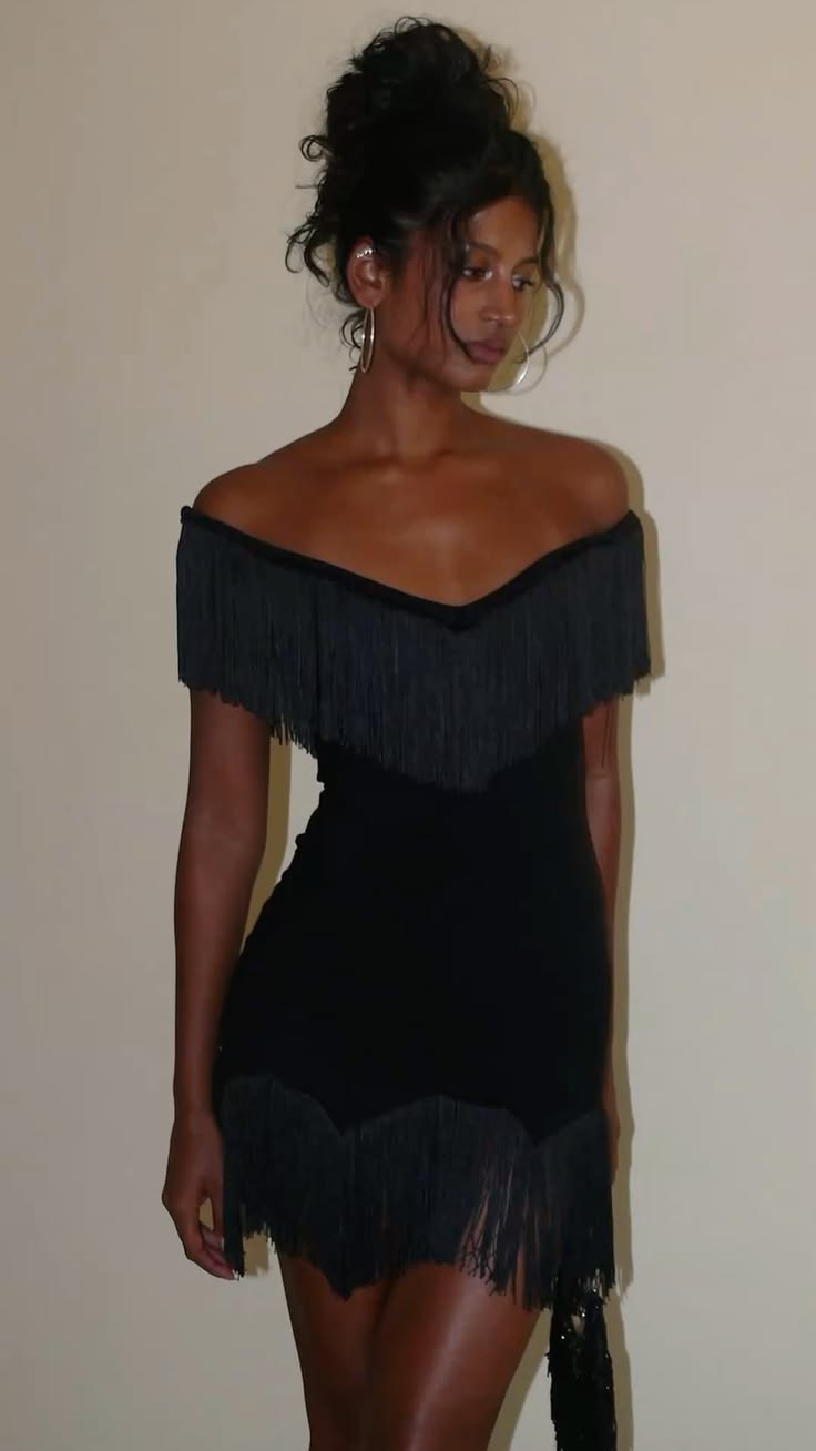 Black Sheath V Neck Tassel Satin Short Prom Dress Homecoming Dress SH8657
