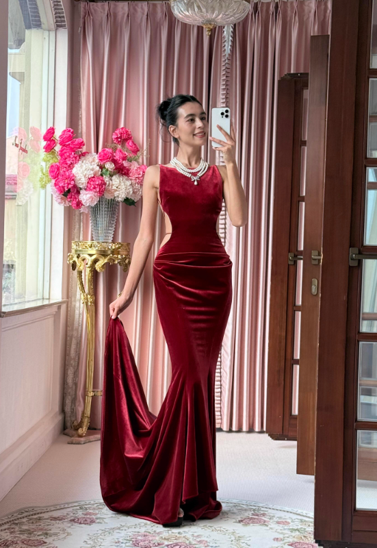 Burgundy Mermaid Velvet Open Back Long Prom Dress Wedding Guest Dress SH4385