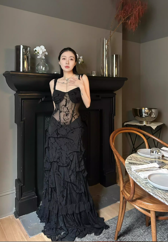 Sexy Black Sheath Straps Lace Chiffon Long Prom Dress Evening Dress SH4391