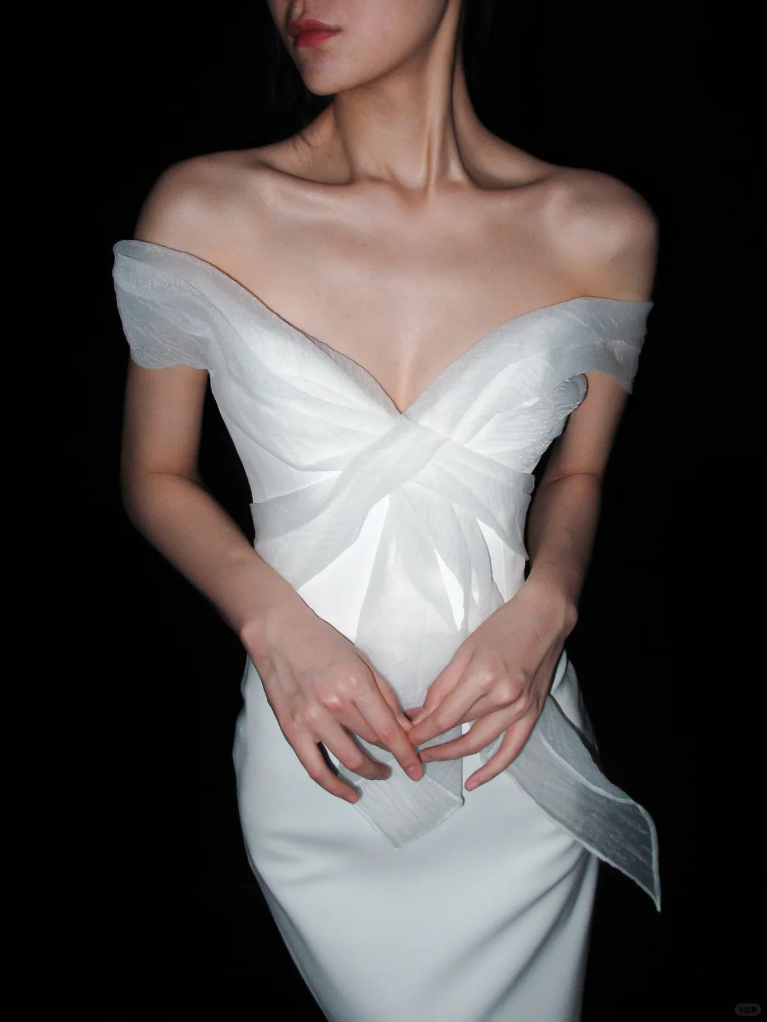Elegant Stunning Sheath One Shoulder Flowy Tulle Satin Long Wedding Dress SH6625