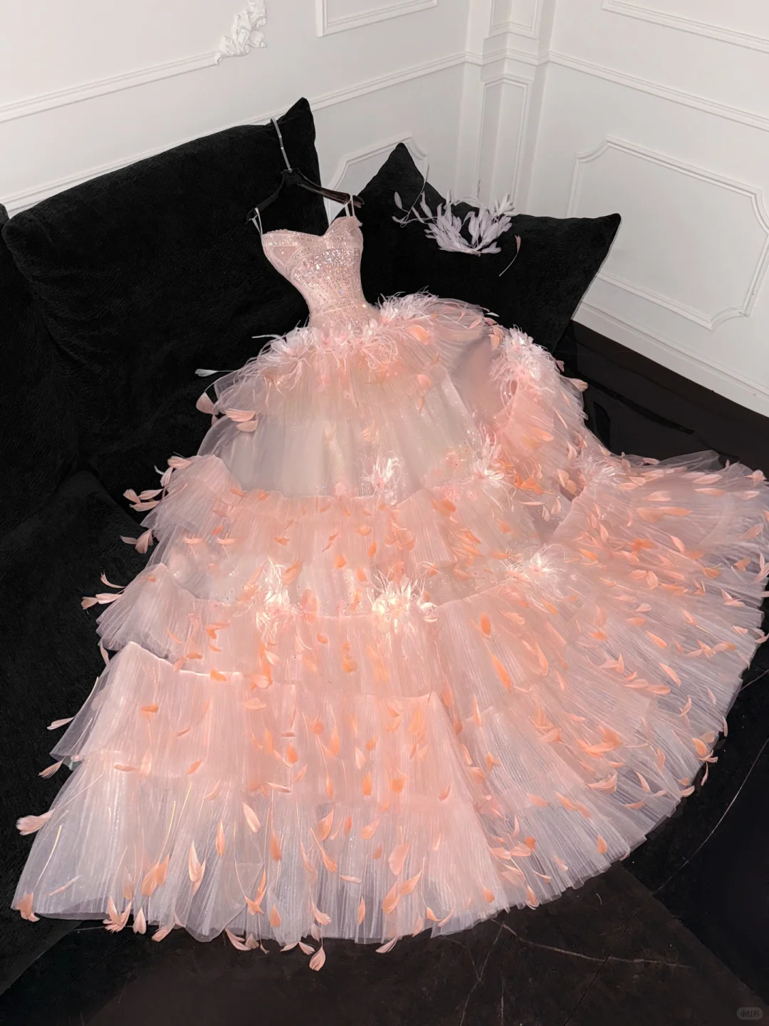 3D Floral Ball Gown Strapless Feather Sequin Tulle Prom Dress Party Dress SH3413
