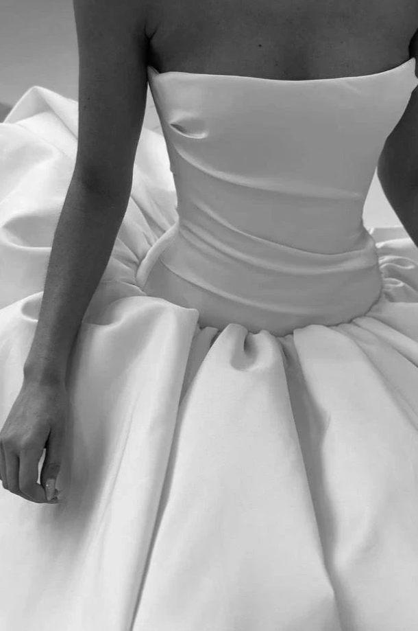 Pretty Ball Gown Strapless Simple White Satin Long Wedding Dress SH4144