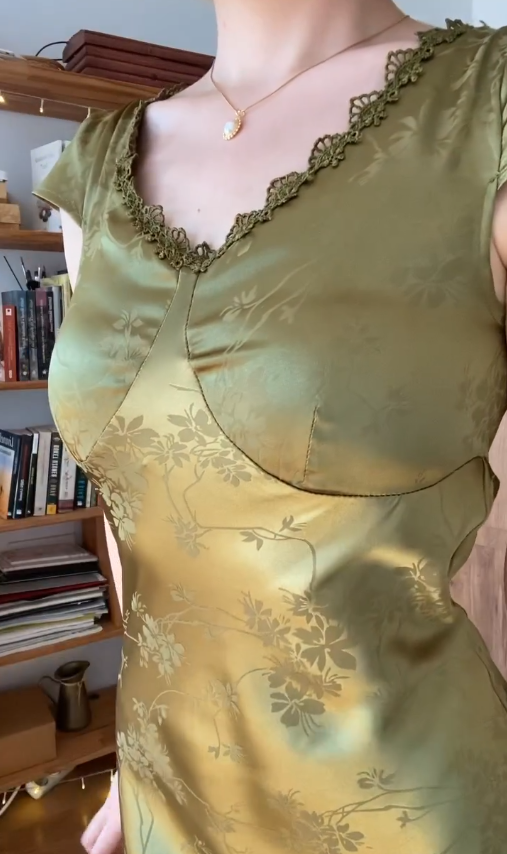 Vintage Charming Sheath V Neck Print Floral Olive Green Satin Prom Dress Outfits SH4865