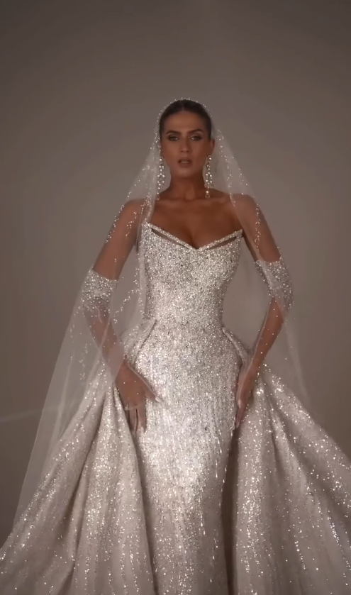 Stunning Ball Gown Exquisite Beaded Sequin Tulle Long Sweep Wedding Dress SH4777