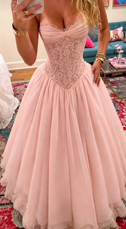 Princess Yellow A Line Sweetheart Neck Lace Chiffon Long Prom Dress Outfits SH6736