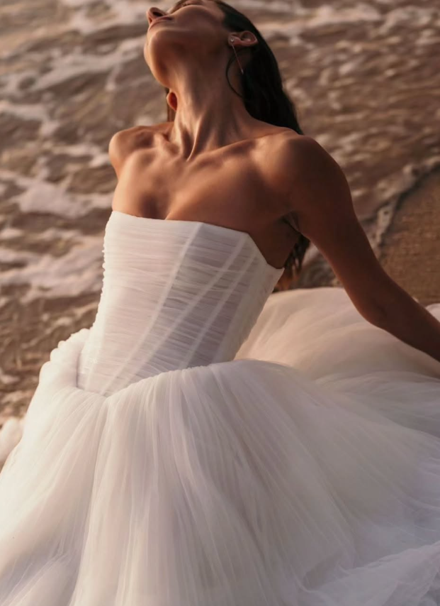 Flowy A Line Strapless Corset White Tulle Long Wedding Dress SH6194