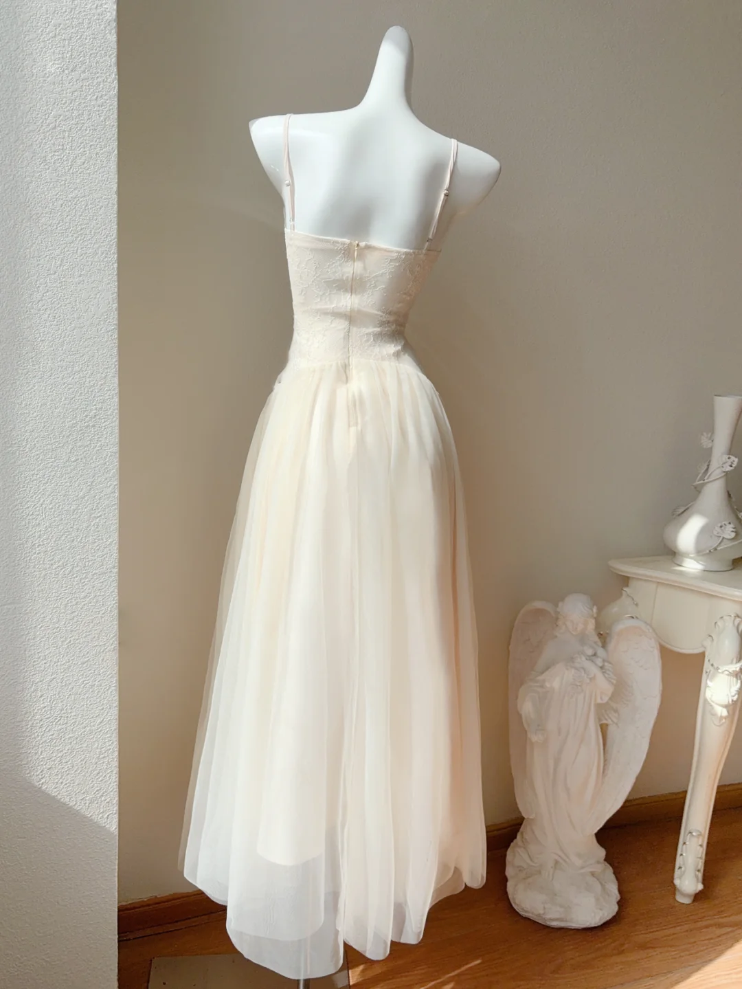 Light Apricot A Line Spaghetti Strap Lace Tulle Long Party Dress Evening Dress SH3134