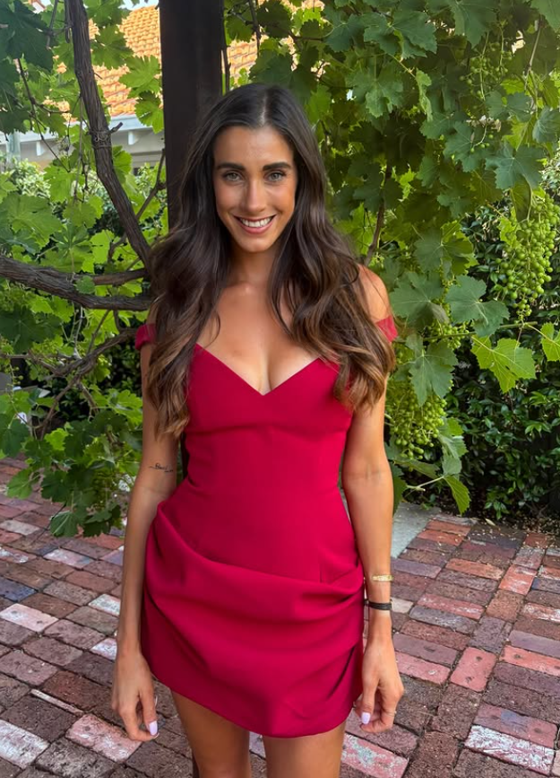Sexy Burgundy Sheath V Neck Satin Short Prom Dress Homecoming Dress SH6003