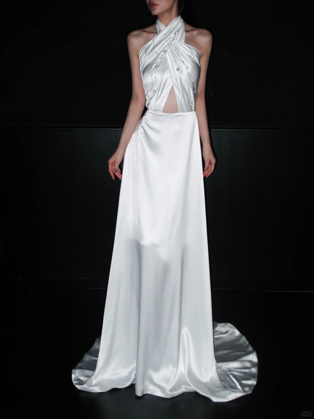 Simple High-class A Line Halter Pearl White Satin Backless Long Wedding Dress SH6668