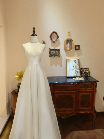 Elegant A Line Halter Ivory Satin Long Prom Dress Wedding Dress SH7405
