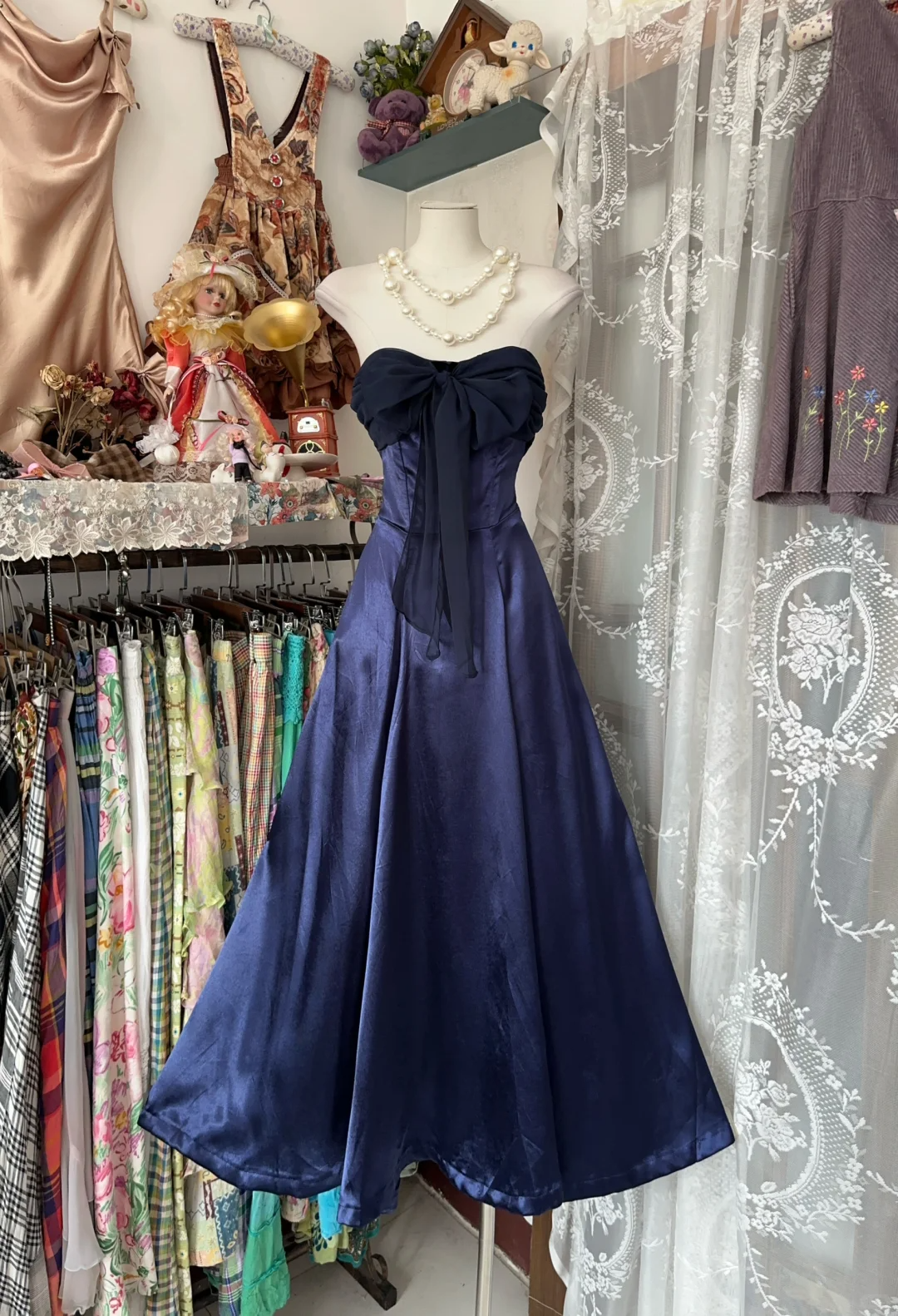 Navy Blue Vintage A Line Strapless Bow Chiffon Satin Graduation Prom Dress SH5377