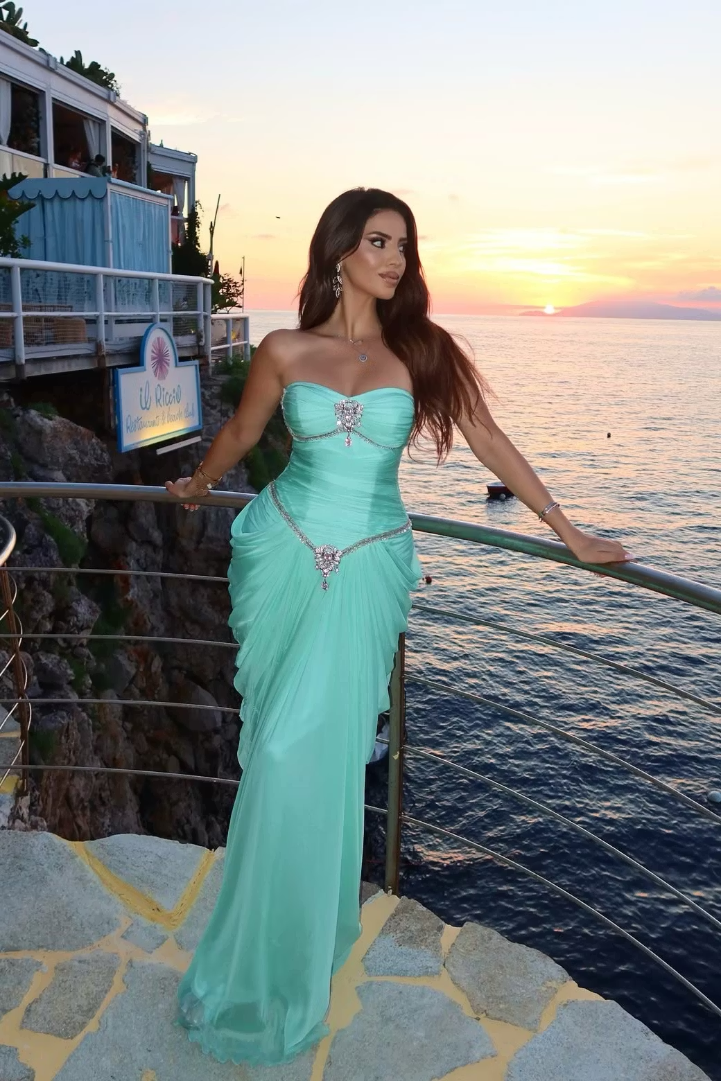 Turquoise Sheath Sweetheart Neck Shiny Rhinestone Chiffon Prom Dress SH8547