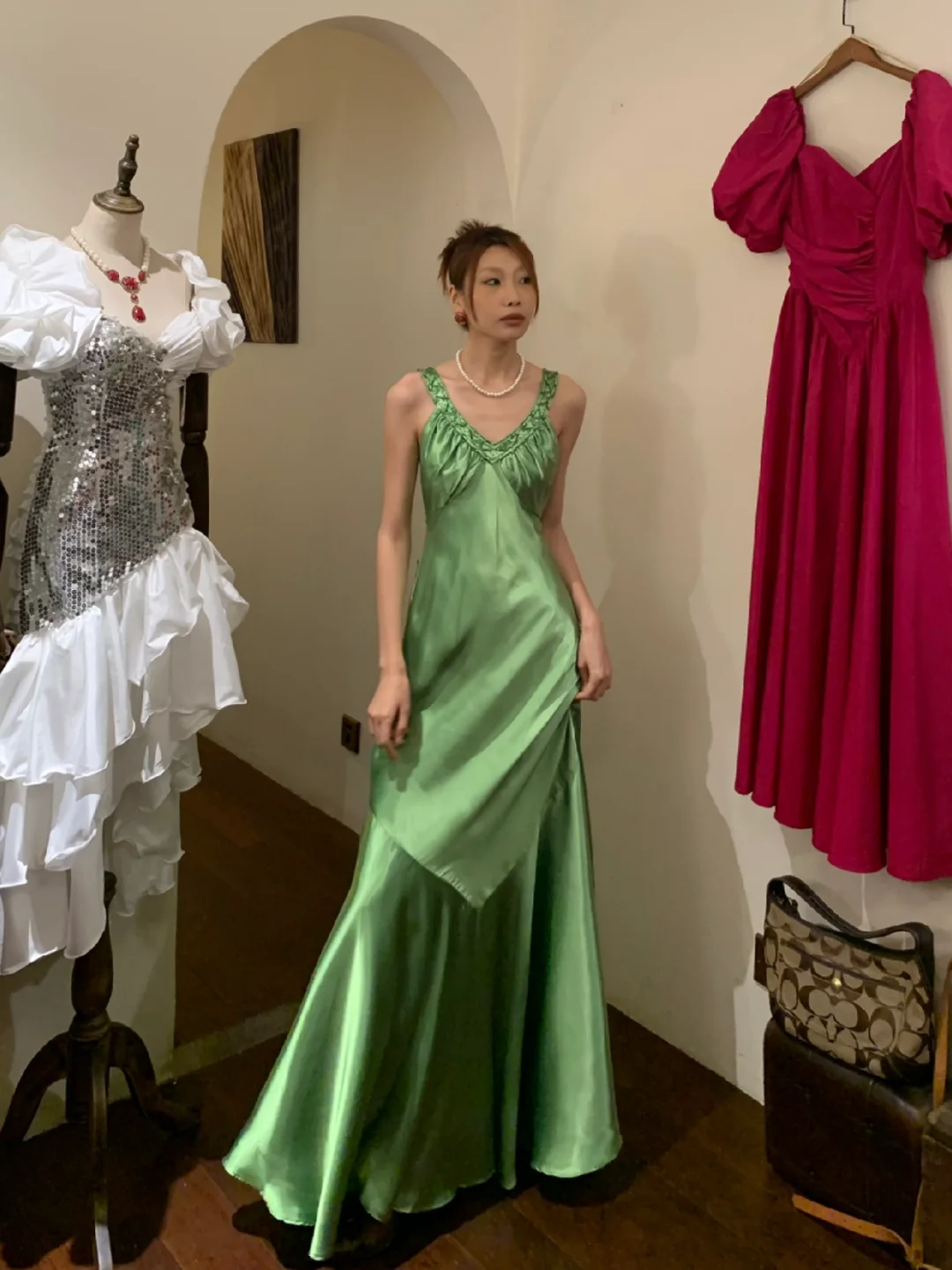 Vintage Mermaid V Neck Beaded Green Satin Long Prom Dress Party Dress SH3034