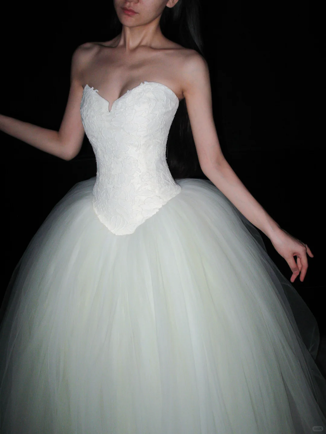 Cute Ball Gown Sweetheart Neck Lace Tulle Long Wedding Dress SH6624