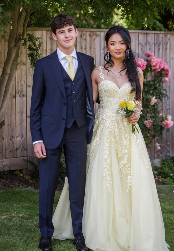 Yellow A Line Spaghetti Strap Corset Appliques Tulle Prom Dress Birthday Dress SH9029