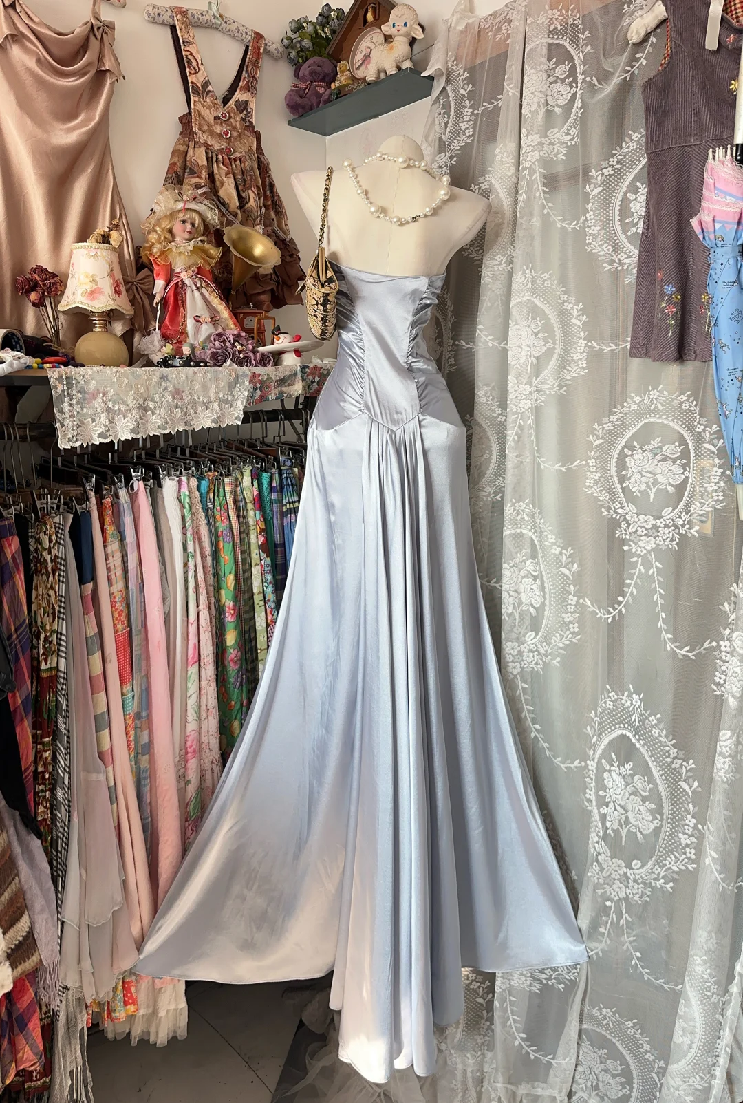 Grey Vintage A Line Sweetheart Neck Pleated Satin Graduation Prom Dress SH5372