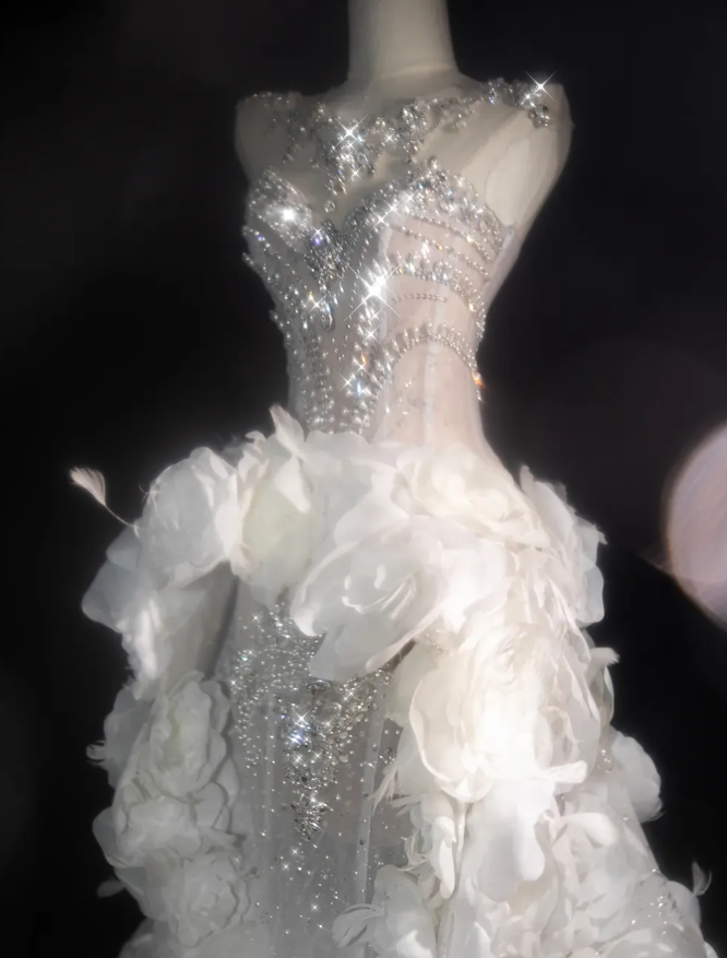 3D Flower White A Line Sweetheart Neck Rhinestone Tulle Long Prom Dress SH3247
