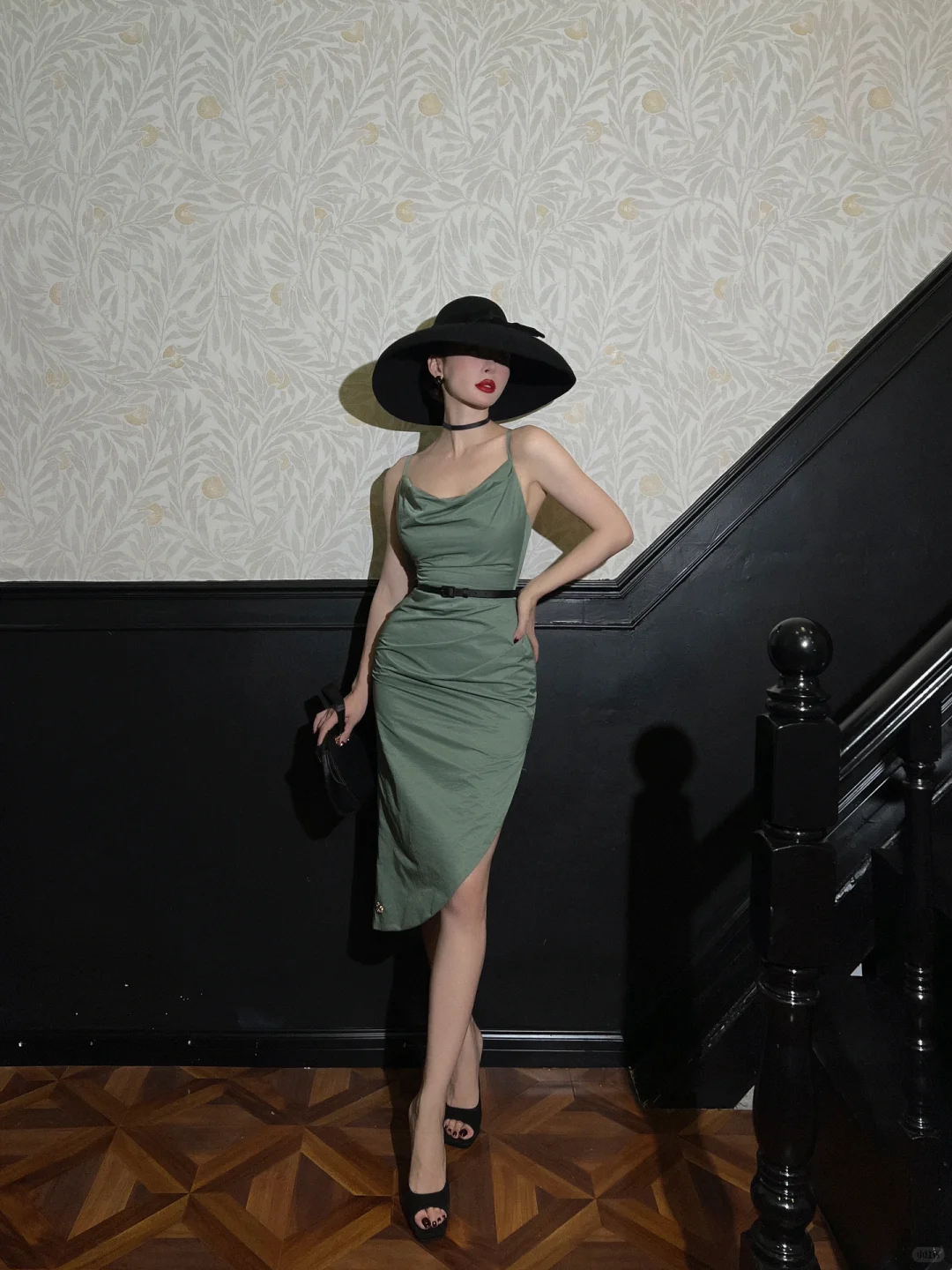 Vintage Green Sheath Spaghetti Strap Satin Tea Length Prom Dress Homecoming Dress SH4239