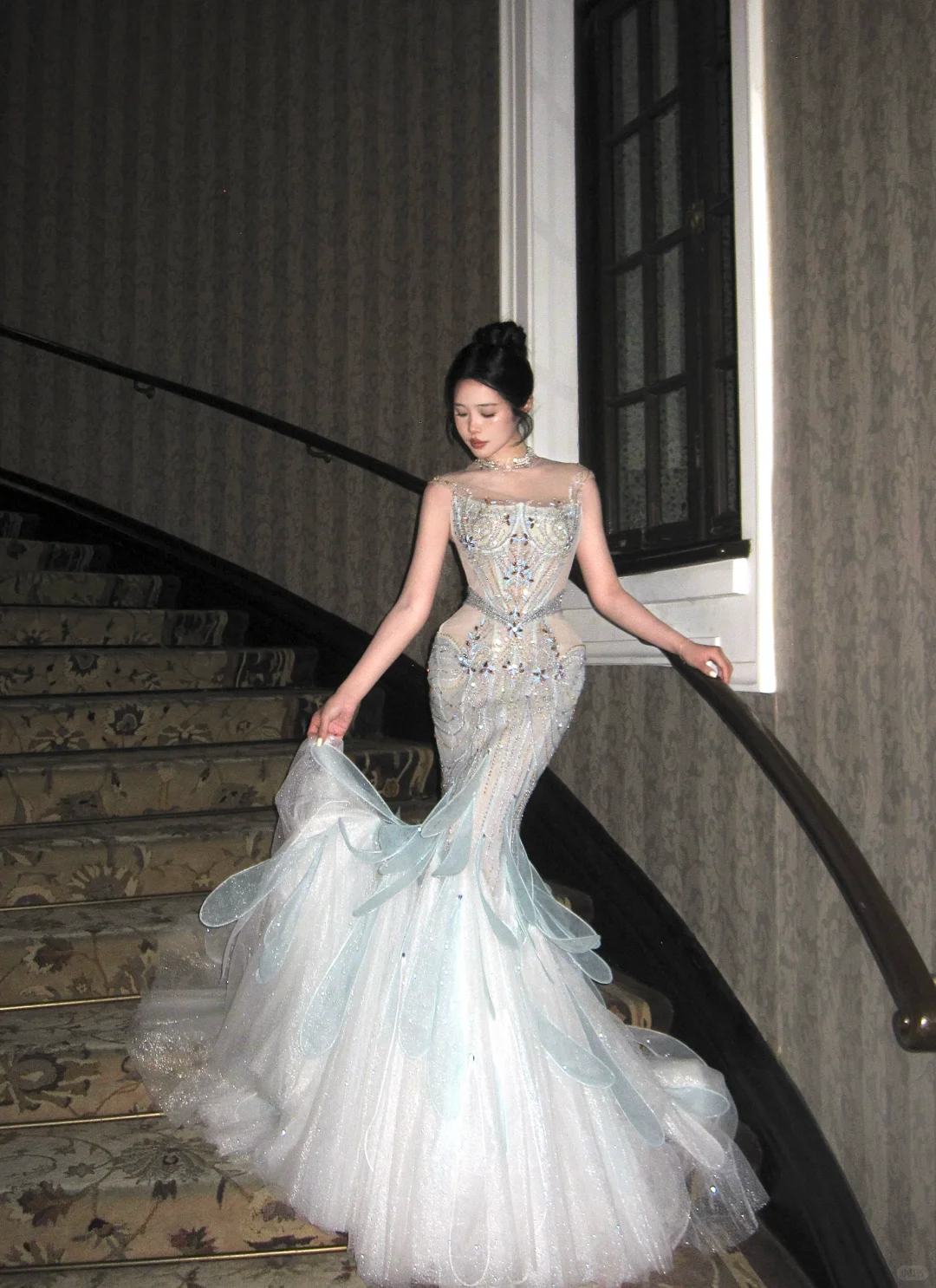 Exquisite Mermaid Round Neck Beaded Sequin Tulle Long Sweep Party Dress Evening Dress SH3407