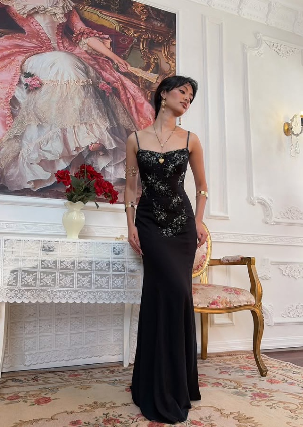 Elegant Black Mermaid Straps Exquisite Beaded Satin Backless Long Prom Dress SH5393