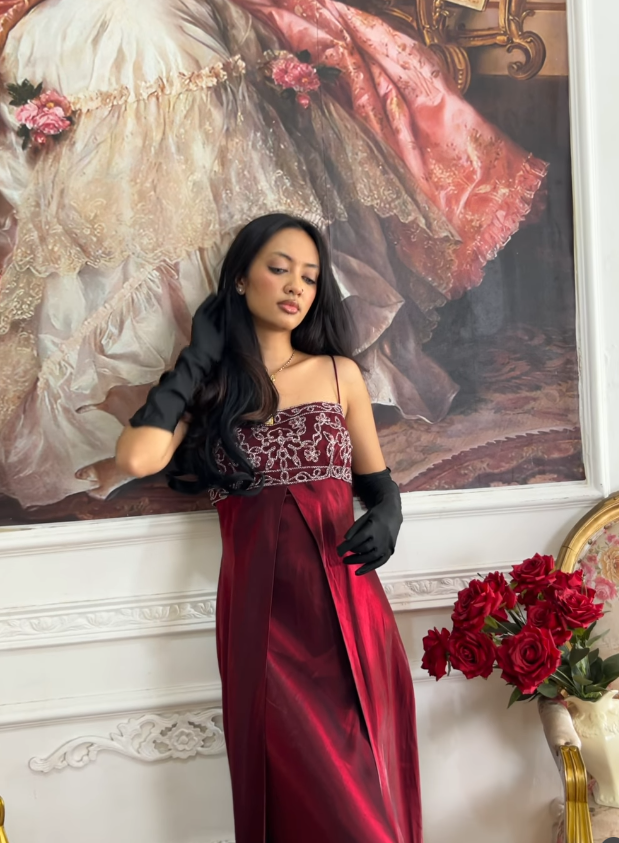 Burgundy Vintage A Line Exquisite Beaded Satin Long Prom Dress Wedding Guest Dress SH5386