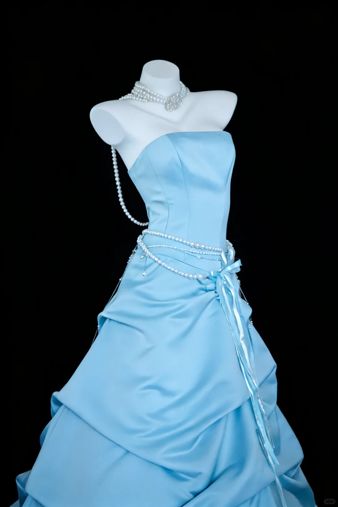 Cute Blue A Line Strapless Pleated Satin Long Graduation Prom Dress SH5287