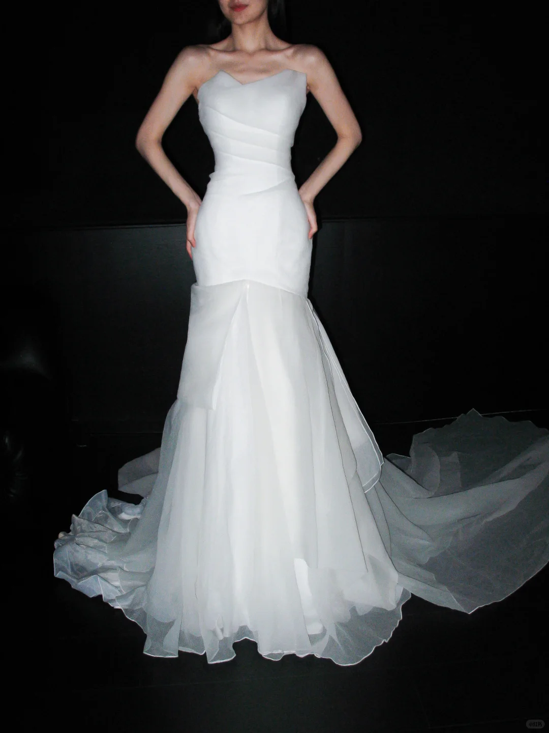 Unique Mermaid Sweetheart Neck White Organza Long Wedding Dress SH6670