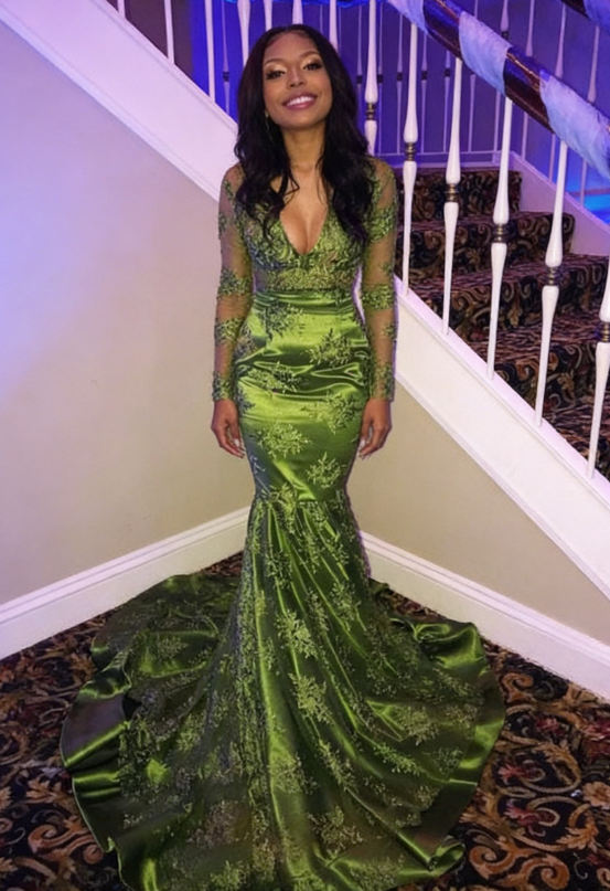 Black Girl Prom Dress  Long Sleeve Lace Green Prom Dresses for Juniors | Sexy V-neck Mermaid Evening Gowns JY0007