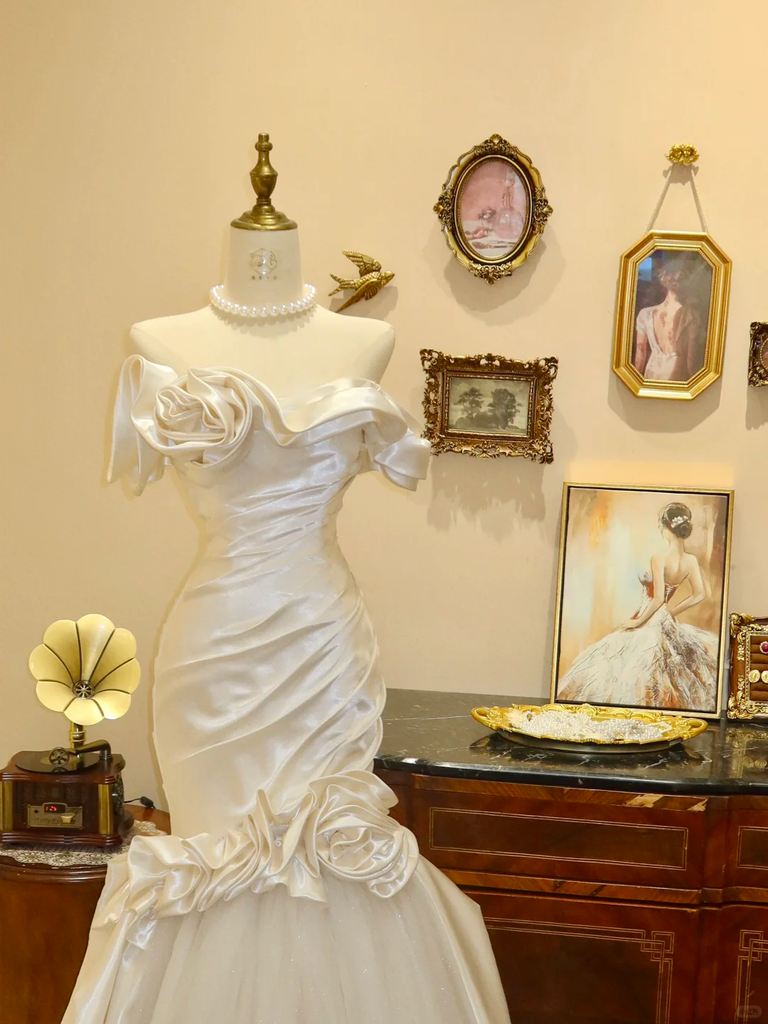 Beautiful Mermaid Off the Shoulder Floral Ivory Tulle Prom Dress Wedding Dress SH7367