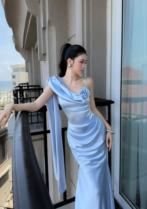 Pretty Blue Sheath Spaghetti Strap Satin Long Prom Dress Evening Dress SH8791