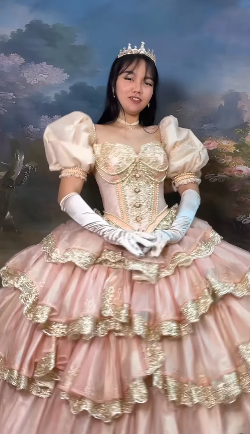 Pink Ball Gown Puff Layered Lace Beaded Satin Quinceanera Dresses SH4872