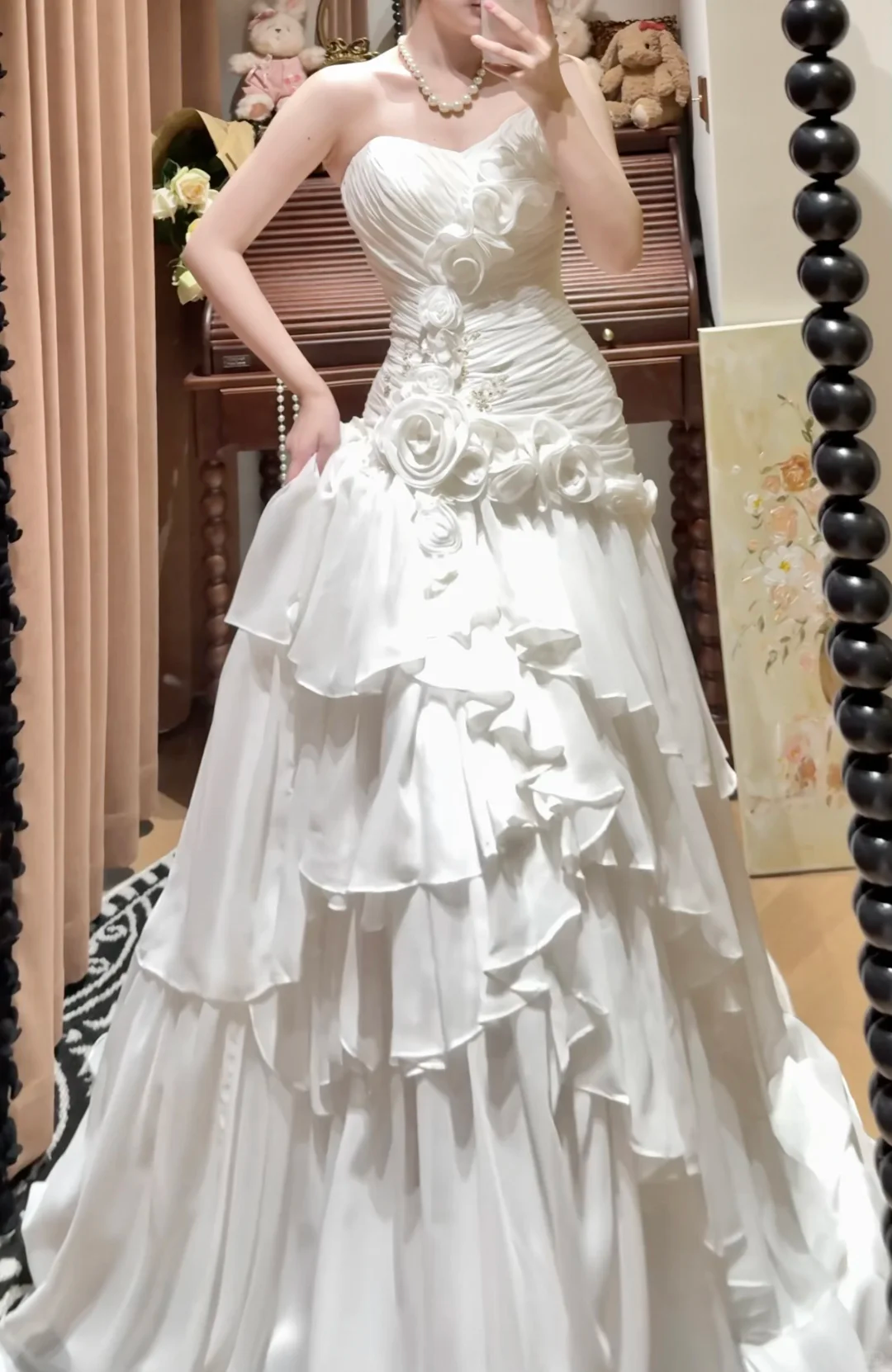 Vintage Stunning A Line Sweetheart Neck 3D Floral Layered White Chiffon Wedding Dress Prom Dress SH5882