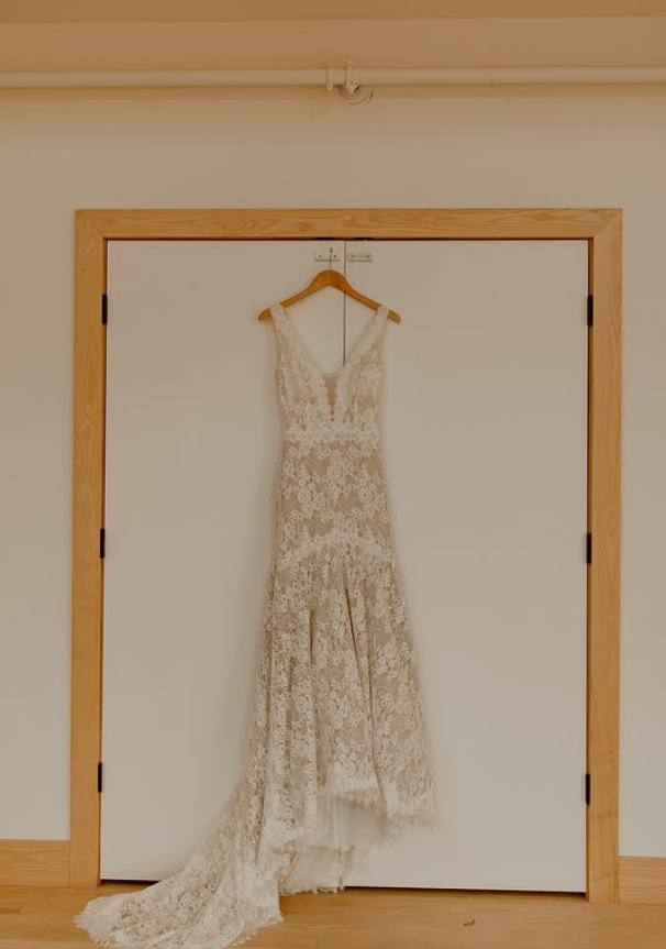 Romantic Mermaid Spaghetti Strap White Lace Long Wedding Dress SH5954