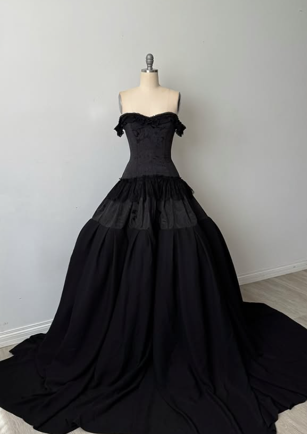 Black Ball Gown Off the Shoulder Satin Lace Prom Dress 16th Birthday Dress SH4658