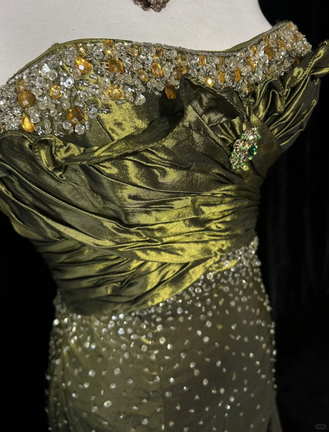 Retro Green Mermaid Strapless Beaded Pleated Satin Prom Dress Evening Dress SH3331