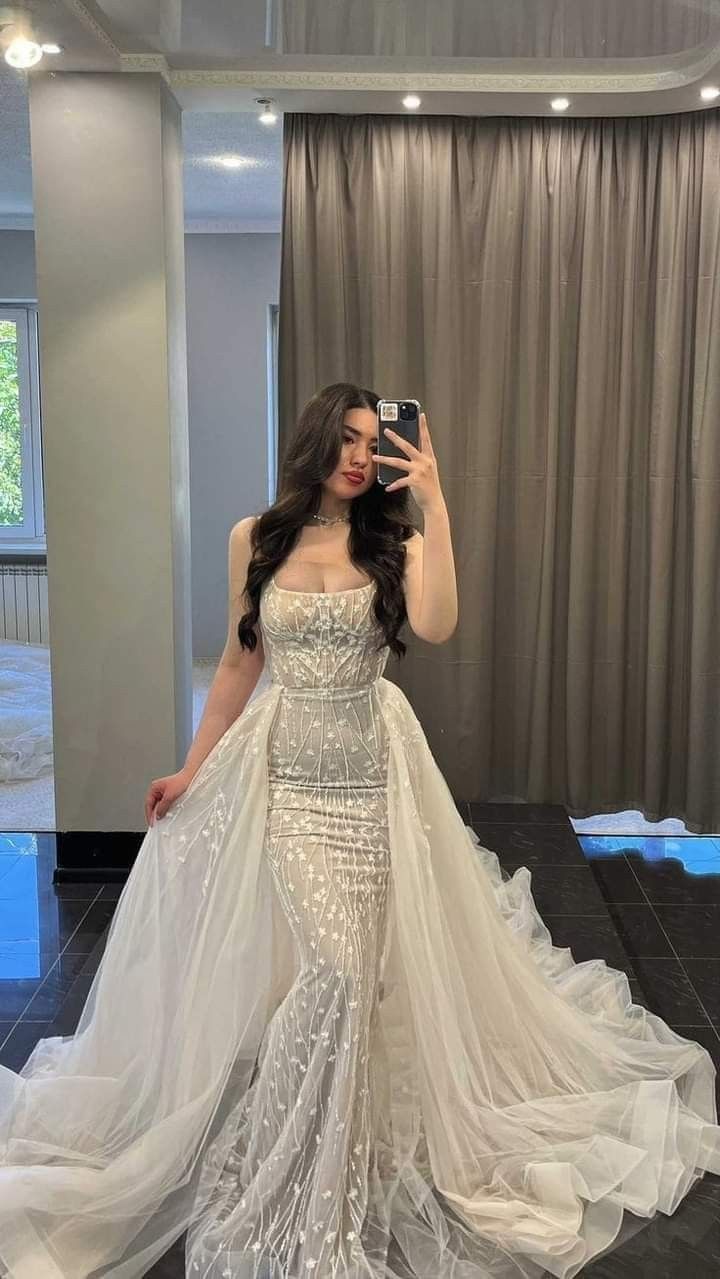 Luxurious Sheath Straps Exquisite Beaded White Tulle Long Wedding Dress SH8742
