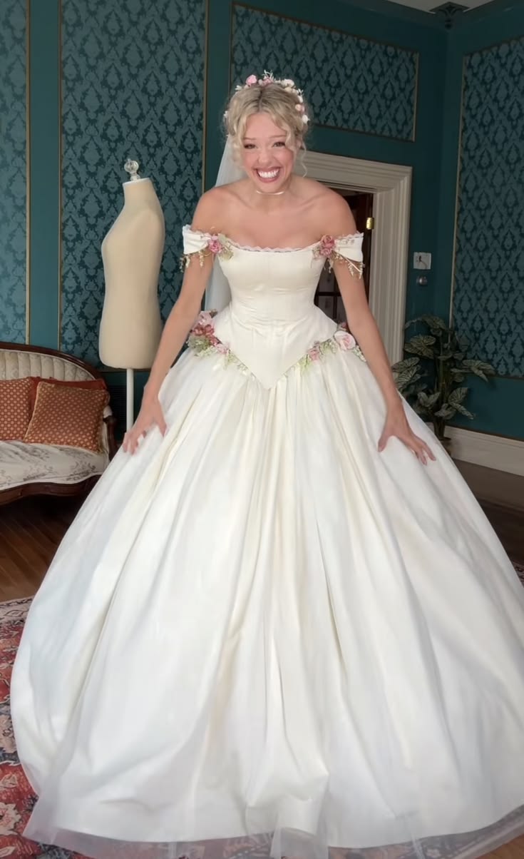 Stunning Ball Gown 3D Pink Floral White Tulle Satin Long Train Wedding Dress SH7259