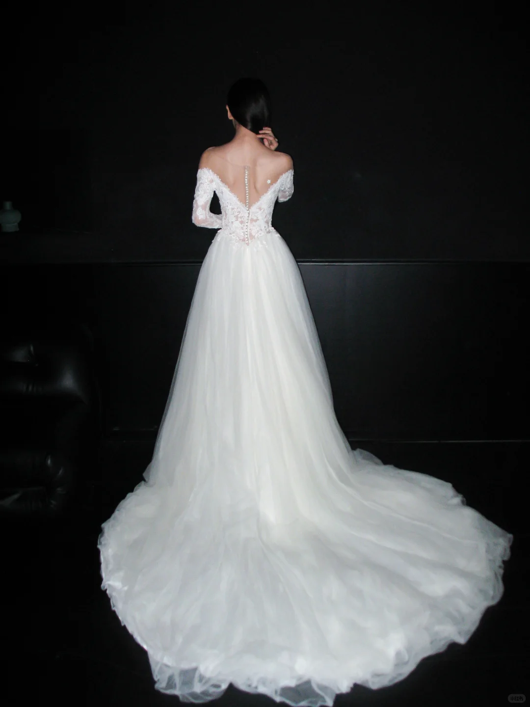 White Ball Gown Long Sleeve Exquisite Lace Tulle Long Wedding Dress SH8908