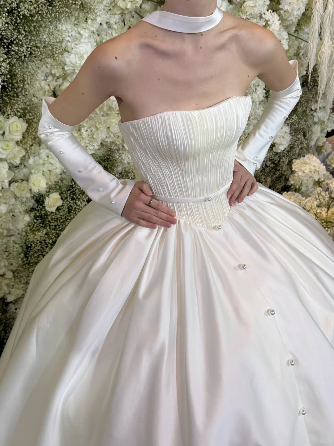 Classic Simple Ball Gown Strapless White Satin Long Sweep Wedding Dress SH5280
