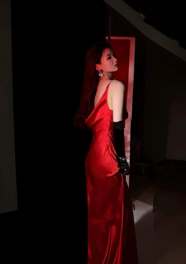 Sexy Red Spaghetti Straps Satin Prom Dress Evening Dress Date Dress SH5645