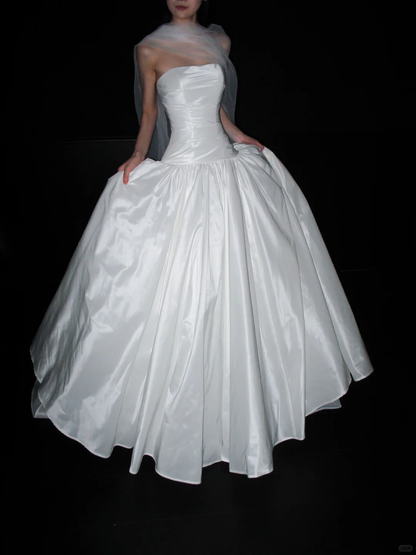Elegant White Ball Gown Strapless Pleated Satin Long Train Wedding Dress SH8897