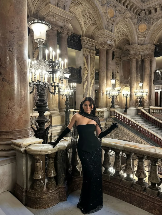 Sexy Black Sheath Sequin Beaded Satin Prom Dress Evening Dress SH5524