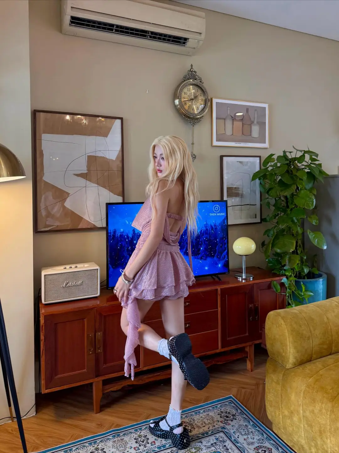 Sexy Pink A Line Halter Exquisite Sequin Short Homecoming Dress SH5013