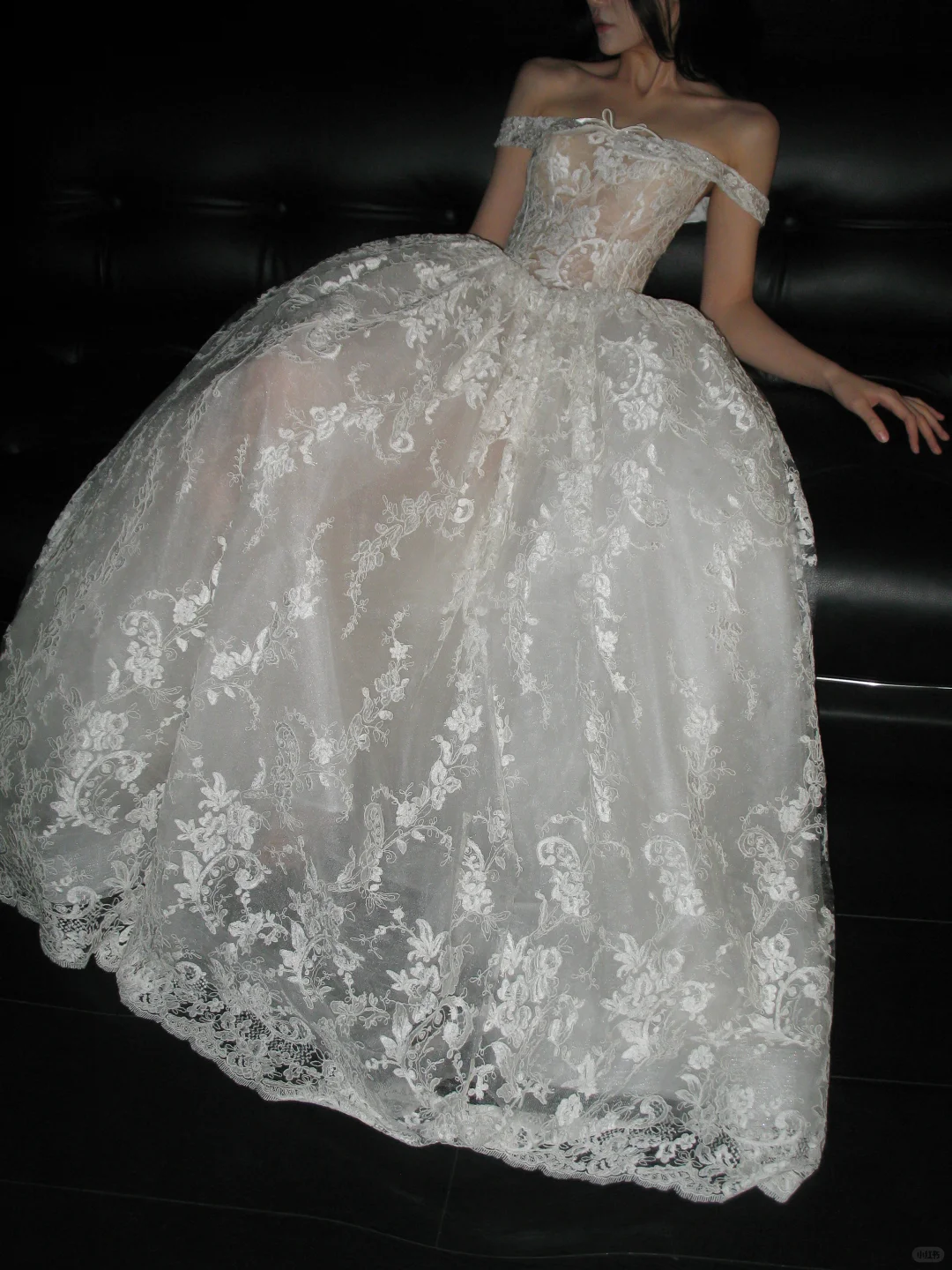 Princess Ball Gown Off the Shouler White Lace Long Wedding Dress SH4720