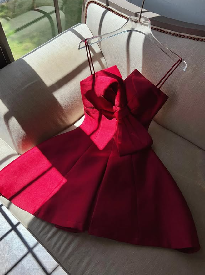 Charming Red A Line Spaghetti Straps Bow Satin Short Homecoming Dress Outfits SH6221
