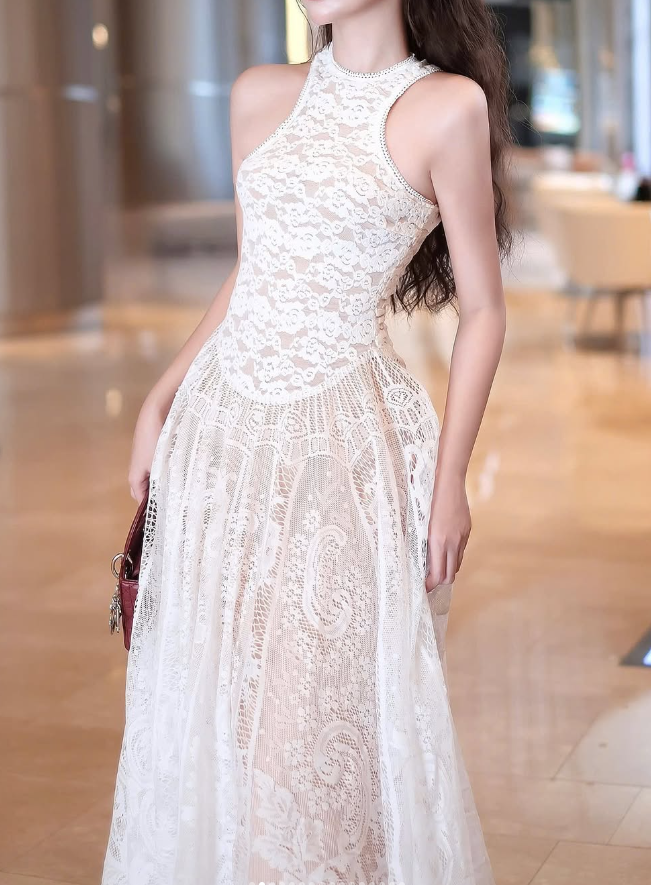 Elegant White A Line Round Neck Lace Long Prom Dress Evening Dress SH1851