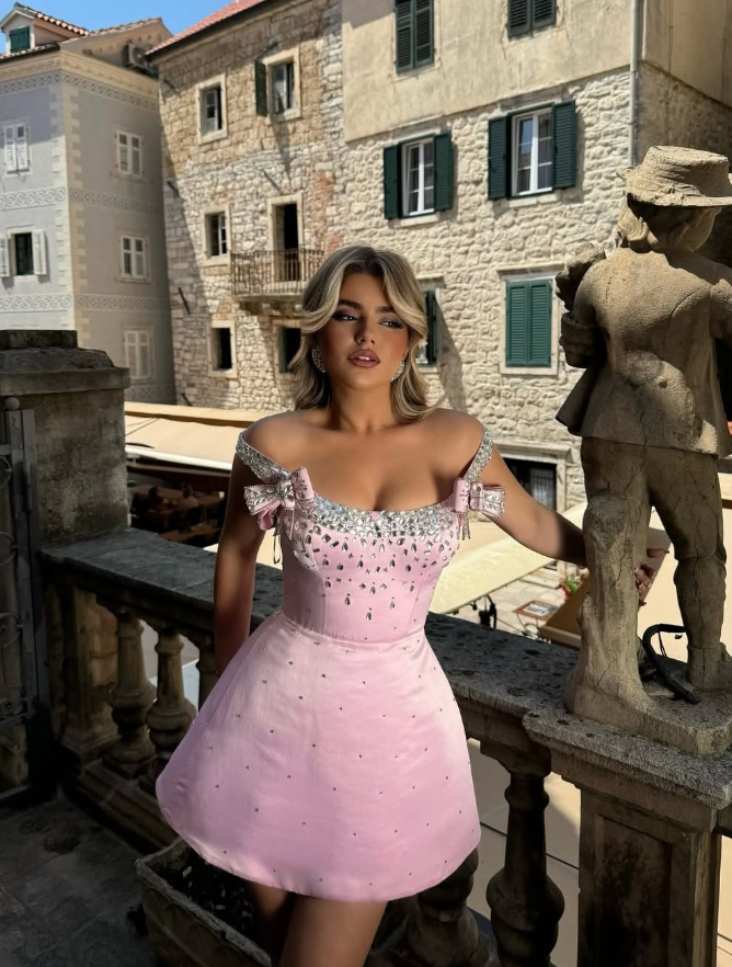 Pink A Line Spaghetti Strap Shiny Rhinestone Satin Short Prom Dress Homecoming Dress SH7173