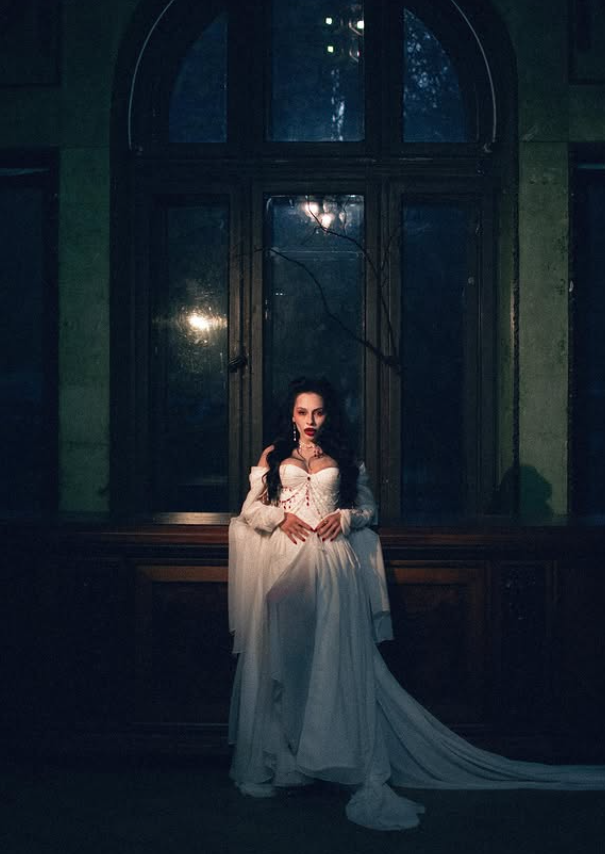 Unique Timeless A Line Long Sleeve Red Beaded White Chiffon Prom Dress Wedding Dress SH6686